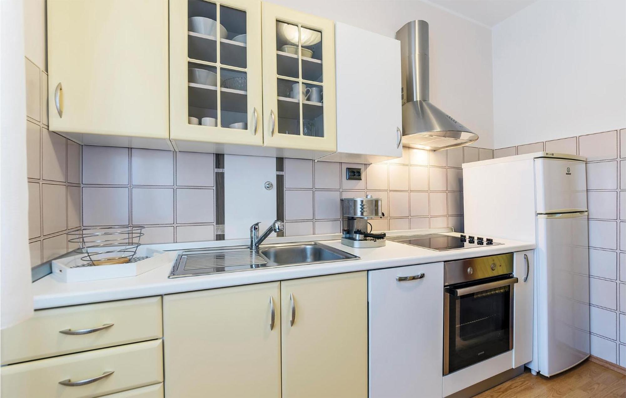 2 Bedroom Beautiful Apartment In Valtura المظهر الخارجي الصورة