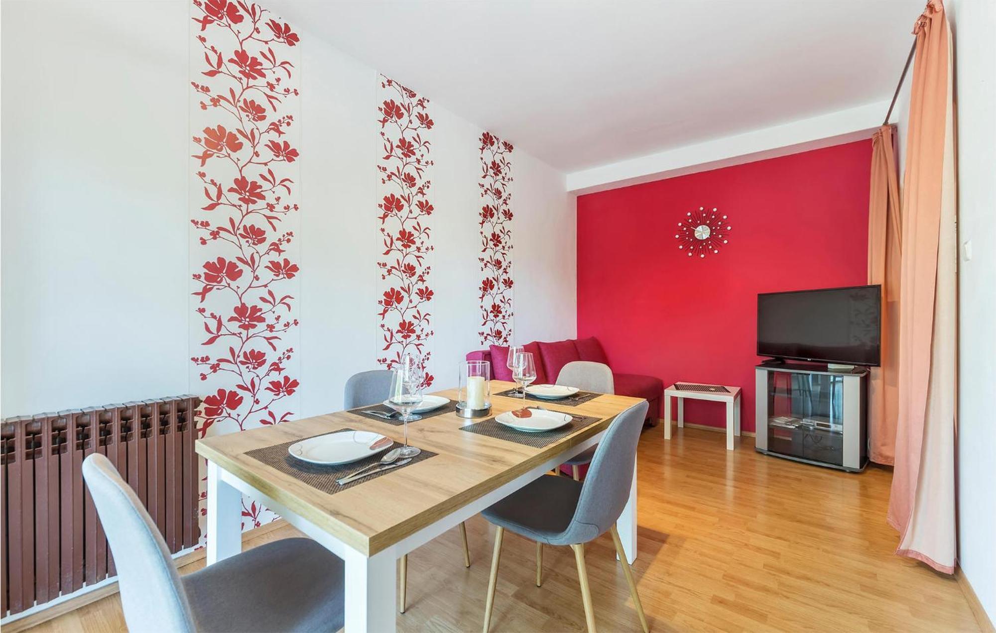 2 Bedroom Beautiful Apartment In Valtura المظهر الخارجي الصورة